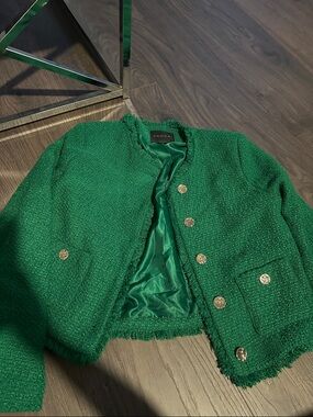 Tahari Green Tweed Cropped Blazer with Gold Buttons